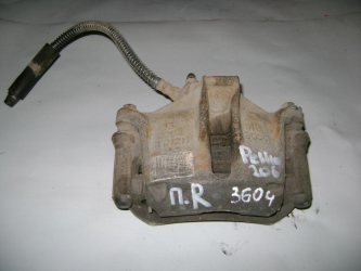 Суппорт передний правый Peugeot 206