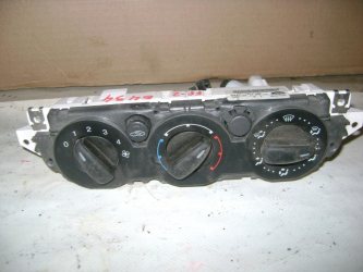 Блок управления отопителем Ford Focus 2