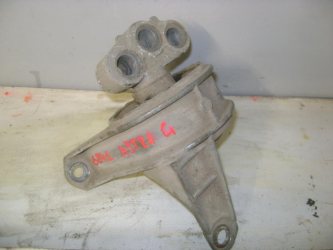 Опора двигателя правая Chevrolet Viva F69