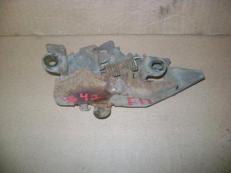 Замок капота Toyota Corolla E120