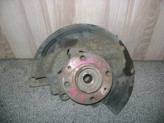 Кулак поворотный передний левый Renault Symbol 1