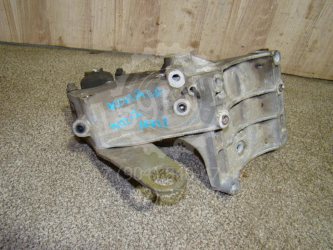 Кронштейн кондиционера Land Rover Range Rover 2 P38A