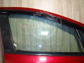 Стекло двери передней правой Peugeot 308 T7