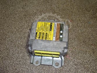 Блок управления AIR BAG Toyota Avensis 1 T220