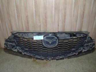 Решетка радиатора Mazda CX-5 KE