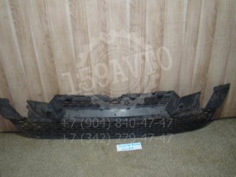 Решетка в бампер центральная Land Rover Range Rover Evoque 1 L538