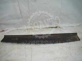 Накладка заднего бампера Toyota Land Cruiser J200