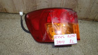 Фонарь задний наружный левый Lexus IS250 XE20