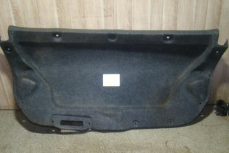 Обшивка крышки багажника Toyota Corolla E180