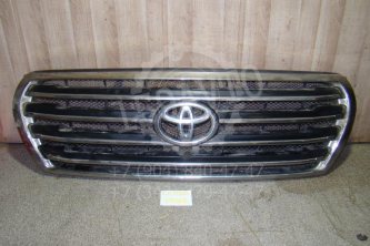 Решетка радиатора Toyota Land Cruiser J200