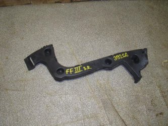 Кронштейн заднего бампера правый Ford Focus 3