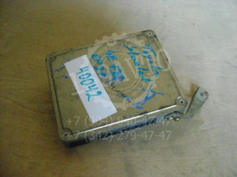 Блок управления двигателем Toyota Starlet P90