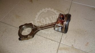 Поршень с шатуном Toyota Corolla E150