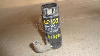 Насос омывателя Toyota Land Cruiser J100