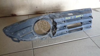 Решетка в бампер левая Volkswagen Polo 4