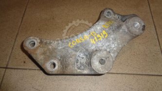 Кронштейн КПП Opel Corsa D