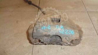 Суппорт передний правый Ford Focus 2