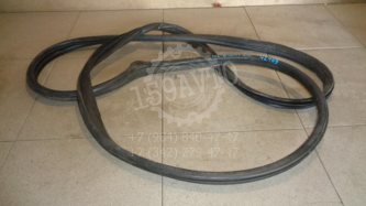 Уплотнитель двери Mazda 6 GH