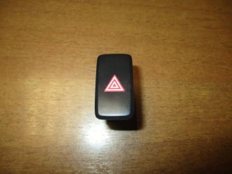 Кнопка аварийной сигнализации Kia Ceed 2 JD