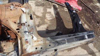 Порог со стойкой левый Land Rover Range Rover 3 L322