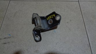 Петля двери передней Mazda 3 BK