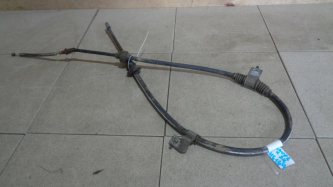 Трос ручника левый Mitsubishi Lancer 10 CY