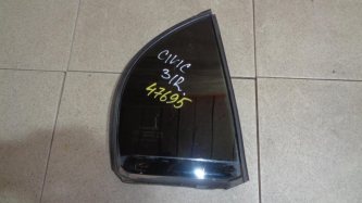 Стекло двери задней правой форточка Honda Civic 4D FD
