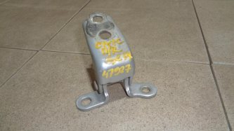 Петля двери передней правой верхняя Honda Civic 4D FD