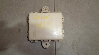 Блок предохранителей Lexus RX350 XU30
