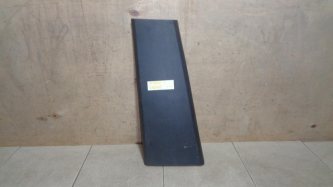 Обшивка стойки Land Rover Discovery 3 L319