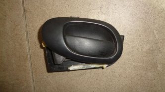 Ручка двери внутренняя левая Peugeot 206