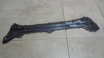 Кронштейн подрамника Lexus IS250 XE30