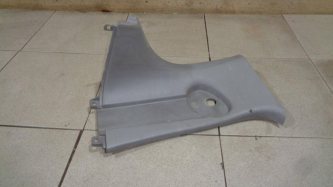 Обшивка стойки Mitsubishi L200 KA, KB