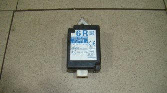 Блок электронный Toyota Corolla E150