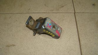 Петля двери задней Peugeot 206