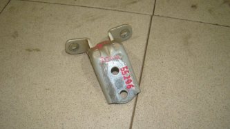 Петля двери передней правой верхняя Hyundai Getz TB