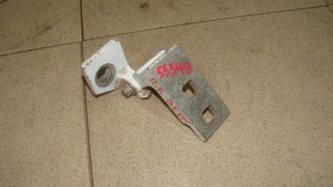 Петля двери передней правой верхняя Opel Corsa D