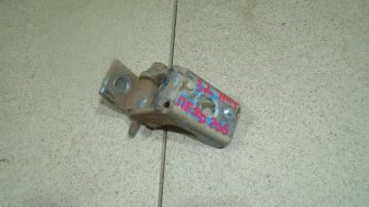 Петля двери задней Peugeot 206