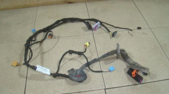 Проводка двери Volkswagen Jetta A6