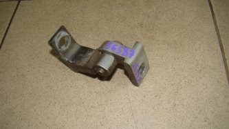 Петля двери Volkswagen Jetta A6
