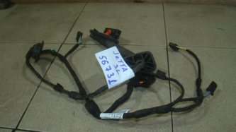Проводка двери Volkswagen Jetta A6