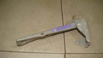 Петля капота левая Hyundai Accent LC