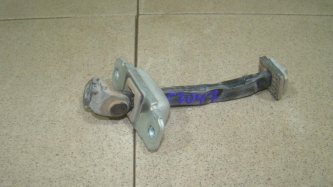 Ограничитель двери Hyundai Accent LC