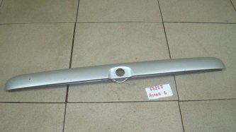 Накладка крышки багажника Opel Astra G