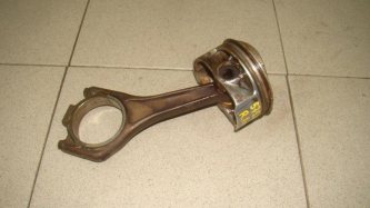 Поршень с шатуном Land Rover Range Rover 3 L322