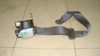 Ремень безопасности Toyota Corolla E150