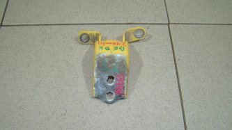 Петля двери задней левой верхняя Chevrolet Spark M200, M250