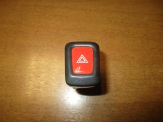Кнопка аварийной сигнализации Nissan Almera N16