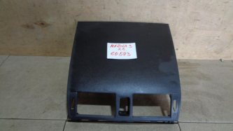 Накладка декоративная Mazda 3 BK