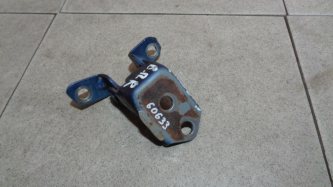 Петля двери передней Mazda 3 BK